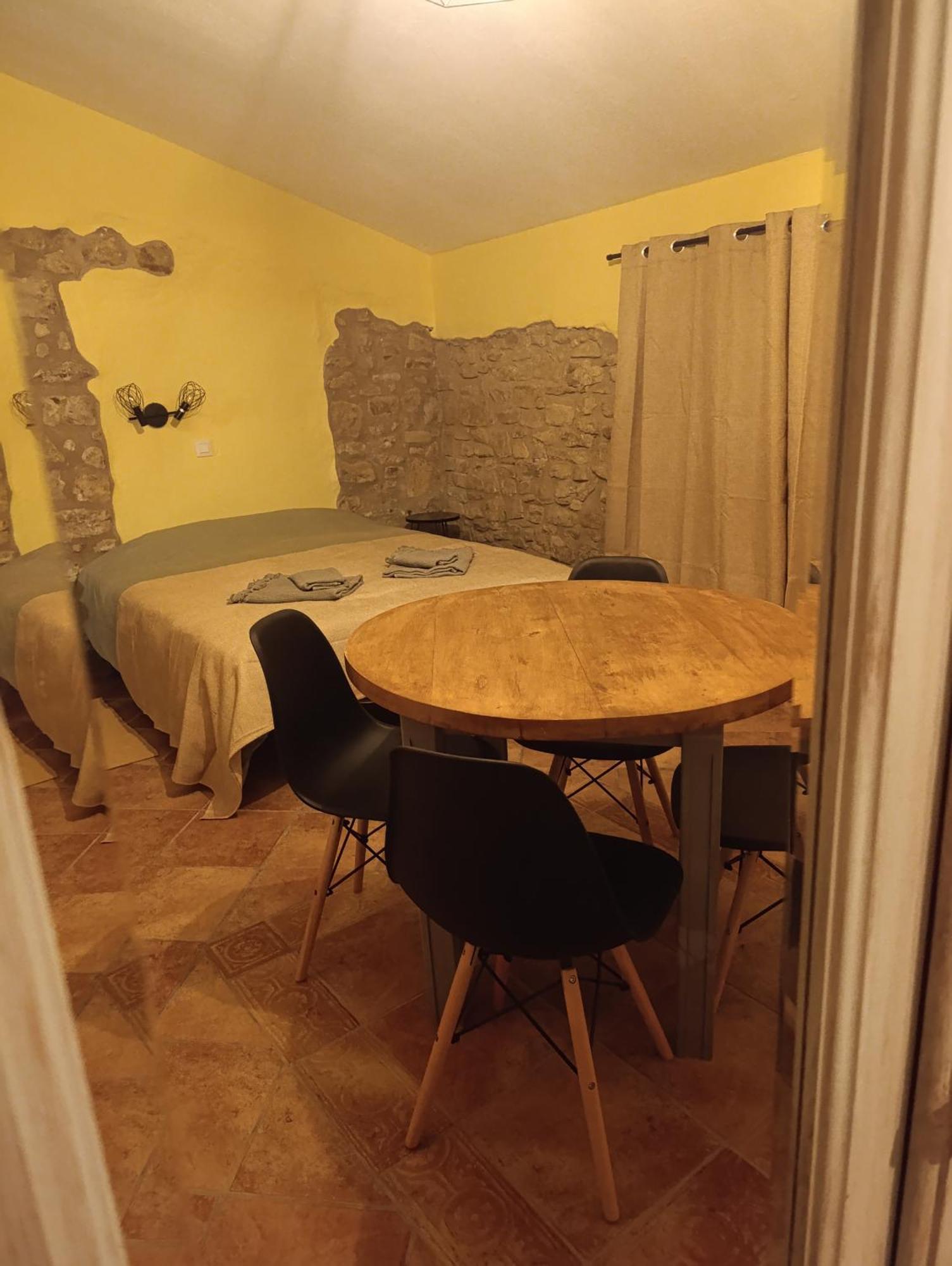 Mas Pitre Bed & Breakfast Besalú Екстериор снимка